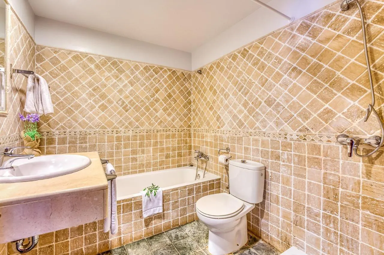 Ideal Property Mallorca - Sa Pleta 佩特拉 0*,  西班牙